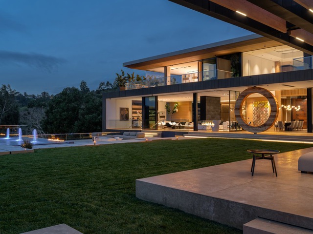 Bên trong biệt thự xa hoa mới mua đắt giá nhất Los Angeles của tỷ phú giấu tên người Ả Rập - 6 Bên trong biệt thự xa hoa mới mua đắt giá nhất Los Angeles của tỷ phú giấu tên người Ả Rập - 6