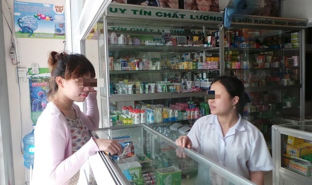 Hàng loạt nhà thuốc bị đóng cửa có ảnh hưởng đến người bệnh? - 3 Hàng loạt nhà thuốc bị đóng cửa có ảnh hưởng đến người bệnh? - 3