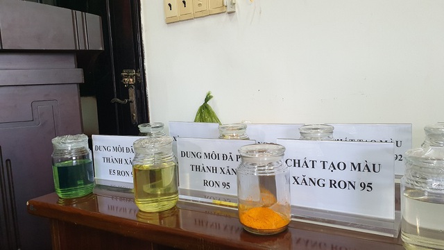 Vụ bắt đại gia xăng dầu Trịnh Sướng: Lộ đường dây tiêu thụ 6 triệu lít xăng giả mỗi tháng - 3 Vụ bắt đại gia xăng dầu Trịnh Sướng: Lộ đường dây tiêu thụ 6 triệu lít xăng giả mỗi tháng - 3
