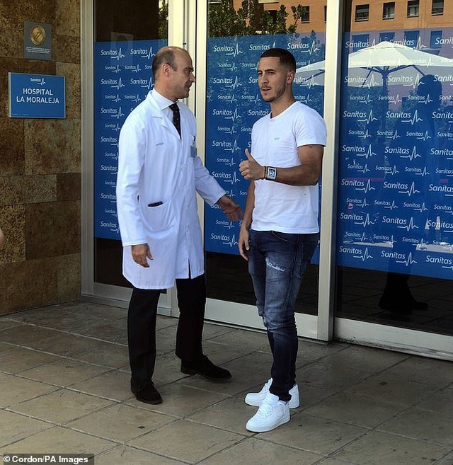 Eden Hazard rạng rỡ ra mắt 50.000 cổ động viên Real Madrid - 3 Eden Hazard rạng rỡ ra mắt 50.000 cổ động viên Real Madrid - 3