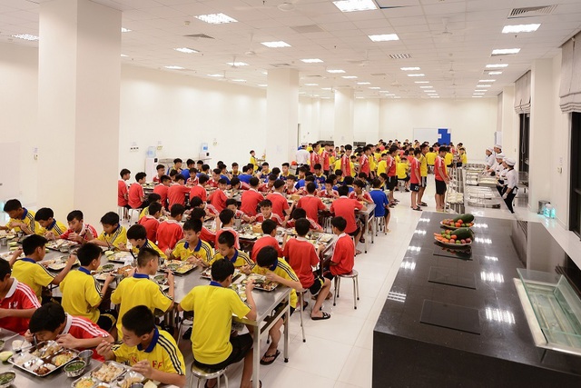 PVF tuyển sinh, tìm kiếm tài năng trẻ khóa 11 - 3 PVF tuyển sinh, tìm kiếm tài năng trẻ khóa 11 - 3