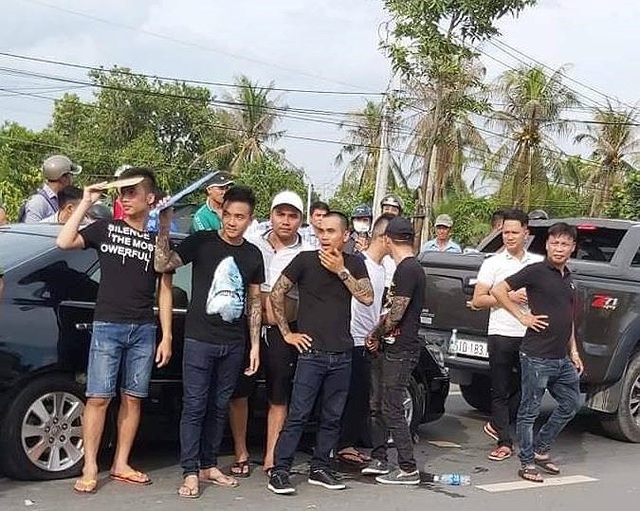 Giang 36 chỉ đạo đàn em vây xe công an là ai? - 3 Giang 36 chỉ đạo đàn em vây xe công an là ai? - 3