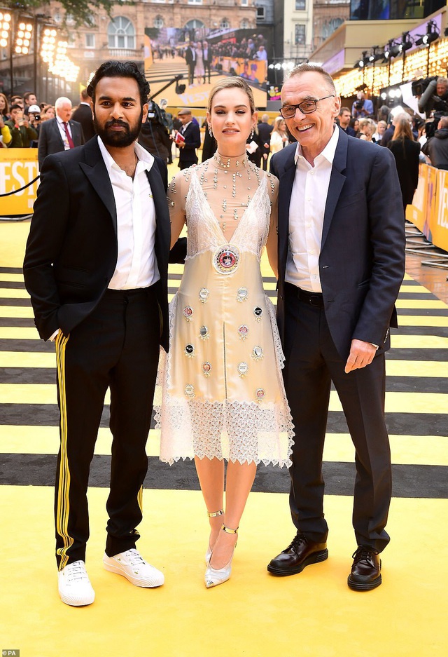 Lọ Lem Lily James điệu đà như công chúa - 6 Lọ Lem Lily James điệu đà như công chúa - 6