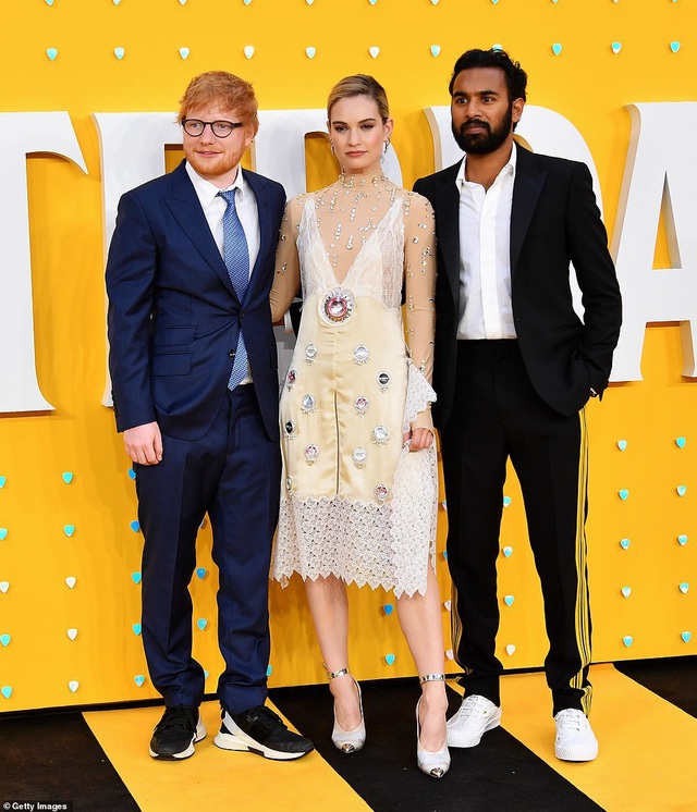 Lọ Lem Lily James điệu đà như công chúa - 10 Lọ Lem Lily James điệu đà như công chúa - 10
