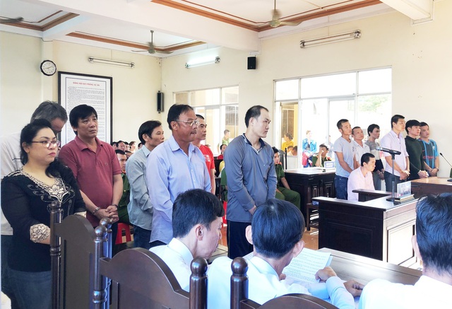 14 đối tượng giả danh nhân viên công ty xổ số miền Bắc lừa cả hội người mù - 1 14 đối tượng giả danh nhân viên công ty xổ số miền Bắc lừa cả hội người mù - 1