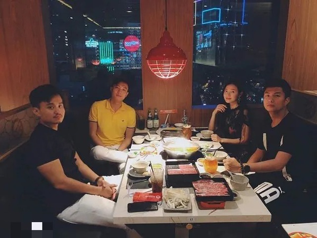 Quốc Trường - Midu bị nghi hẹn hò, cùng chia sẻ về hôn nhân tan vỡ của Song - Song - 3 Quốc Trường - Midu bị nghi hẹn hò, cùng chia sẻ về hôn nhân tan vỡ của Song - Song - 3