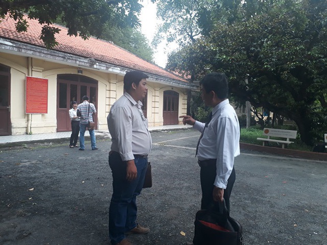 Thượng &uacute;y CSGT kiện Chủ tịch x&atilde; v&igrave; bị nhận x&eacute;t l&agrave; h&aacute;ch dịch - 1