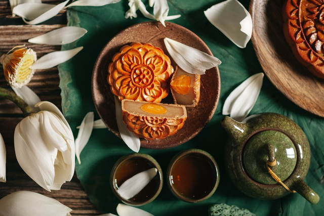 Bánh Trung thu Hữu Nghị - “Trọn vị thân quen” cùng diện mạo mới - 3 Bánh Trung thu Hữu Nghị - “Trọn vị thân quen” cùng diện mạo mới - 3