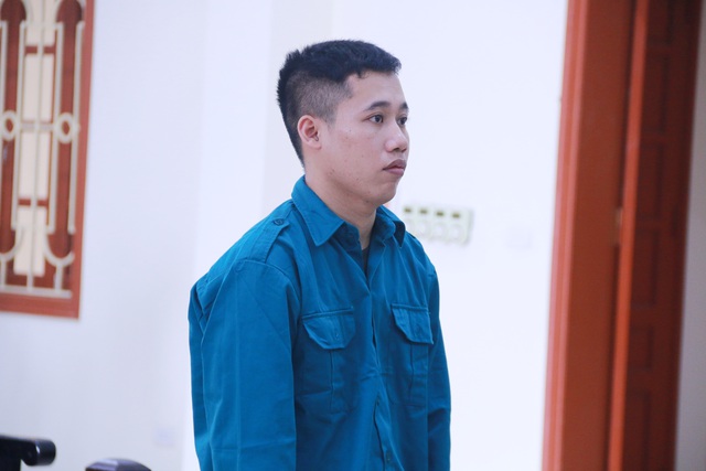 “Siêu trộm” đột nhập nhà đại gia ung dung hút xì gà rồi “cuỗm” 200 cây vàng - 2 “Siêu trộm” đột nhập nhà đại gia ung dung hút xì gà rồi “cuỗm” 200 cây vàng - 2
