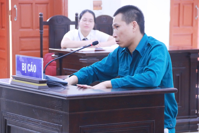 “Siêu trộm” đột nhập nhà đại gia ung dung hút xì gà rồi “cuỗm” 200 cây vàng - 1 “Siêu trộm” đột nhập nhà đại gia ung dung hút xì gà rồi “cuỗm” 200 cây vàng - 1