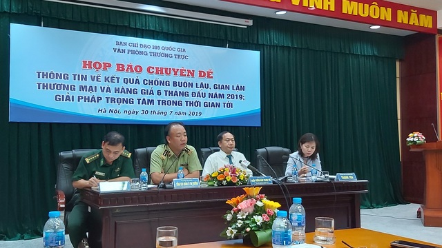Mất 1 năm để xếp chỗ cho hơn 6.500 cán bộ của Tổng cục Quản lý thị trường - 1 Mất 1 năm để xếp chỗ cho hơn 6.500 cán bộ của Tổng cục Quản lý thị trường - 1