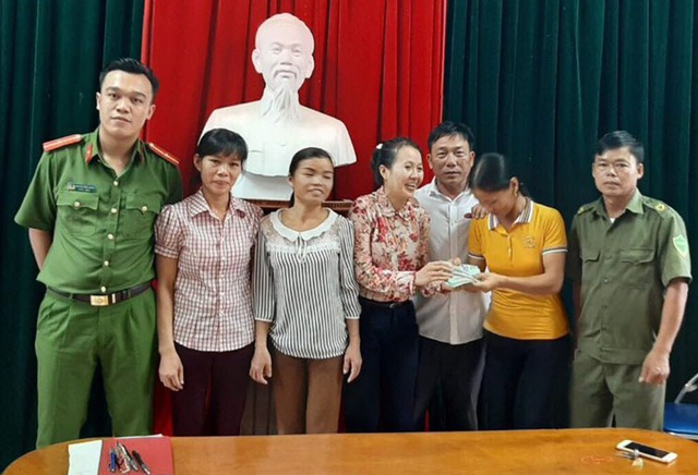 Tuyên dương 3 nữ nông dân trả lại gần 50 triệu đồng cho người đánh rơi - 2