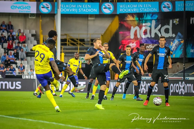 Những khoảnh khắc Sint Truidense thua đậm Club Brugge trong ngày Công Phượng ra mắt - 7 Những khoảnh khắc Sint Truidense thua đậm Club Brugge trong ngày Công Phượng ra mắt - 7