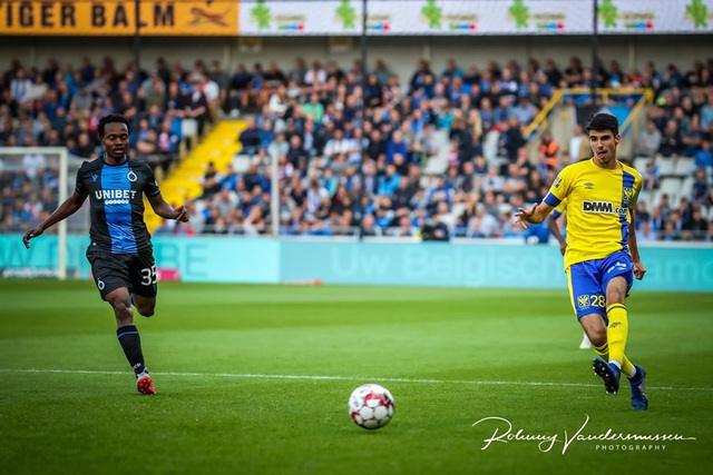 Những khoảnh khắc Sint Truidense thua đậm Club Brugge trong ngày Công Phượng ra mắt - 11 Những khoảnh khắc Sint Truidense thua đậm Club Brugge trong ngày Công Phượng ra mắt - 11