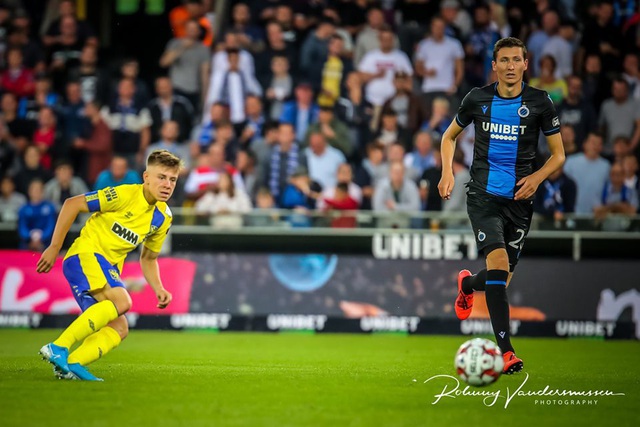 Những khoảnh khắc Sint Truidense thua đậm Club Brugge trong ngày Công Phượng ra mắt - 8 Những khoảnh khắc Sint Truidense thua đậm Club Brugge trong ngày Công Phượng ra mắt - 8