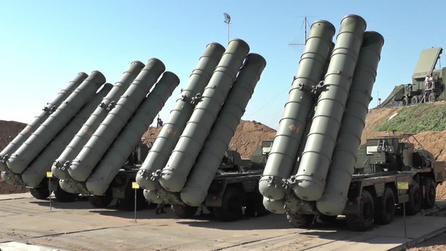 Nguyên nhân Nga bất ngờ vô hiệu hóa “rồng lửa” S-400 tại thành phố của Syria - 1 Nguyên nhân Nga bất ngờ vô hiệu hóa “rồng lửa” S-400 tại thành phố của Syria - 1