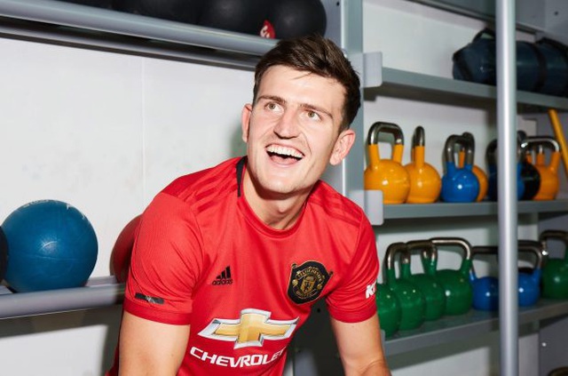 “Bom tấn” Harry Maguire nói gì sau khi gia nhập MU? - 2 “Bom tấn” Harry Maguire nói gì sau khi gia nhập MU? - 2