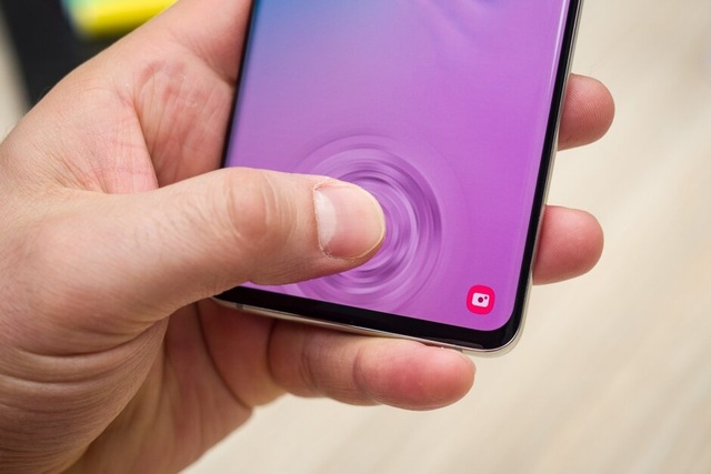 Apple chậm chân đến nỗi đến năm 2021 iPhone mới có cảm biến vân tay dưới màn hình - 2 Apple chậm chân đến nỗi đến năm 2021 iPhone mới có cảm biến vân tay dưới màn hình - 2