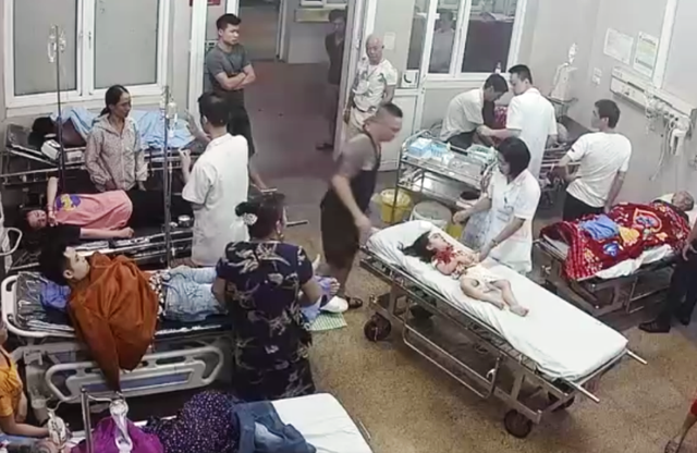 Khởi tố trùm giang hồ Bắc “lợn” hành hung bác sĩ, đấm công an - 1 Khởi tố trùm giang hồ Bắc “lợn” hành hung bác sĩ, đấm công an - 1