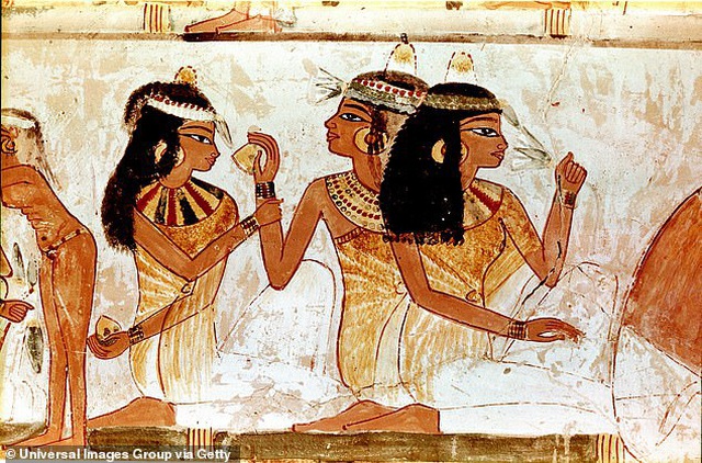 Tìm ra hương nước hoa của nữ hoàng Ai Cập Cleopatra - 2