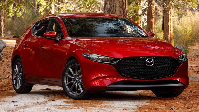 Triệu hồi Mazda3 vì nguy cơ… rơi gương chiếu hậu - 1