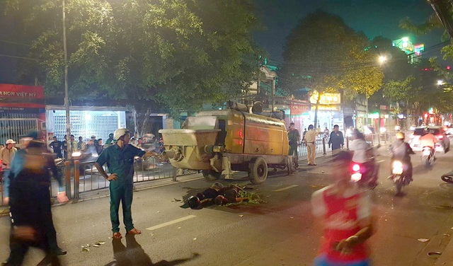 TPHCM: Một đêm 3 người chết vì tai nạn giao thông - 1