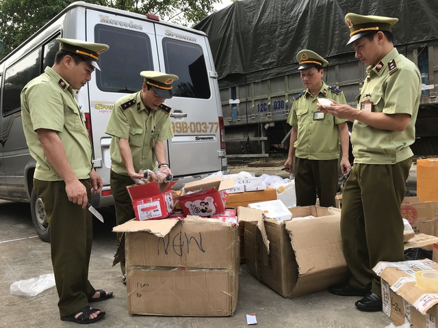 Bánh trung thu nội địa Trung Quốc 2.000 đồng/cái, đến mùa lại ngập tràn mạng xã hội - 6 Bánh trung thu nội địa Trung Quốc 2.000 đồng/cái, đến mùa lại ngập tràn mạng xã hội - 6