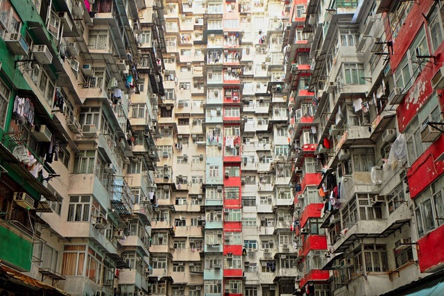 Các ông trùm bất động sản là một nguyên nhân gây bất ổn ở Hồng Kông - 1