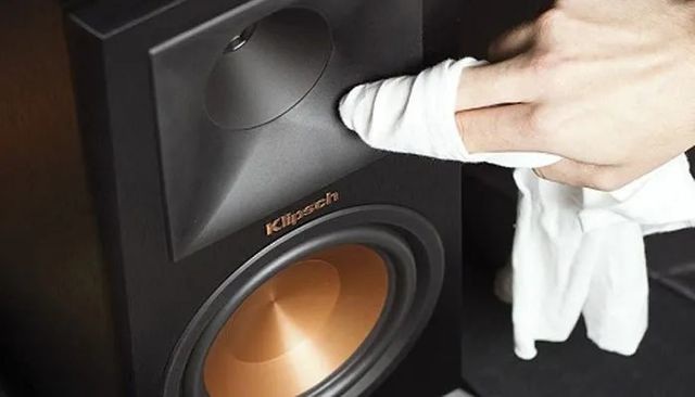 Những thiết bị điện dễ trục trặc khi gặp thời tiết mưa phùn, độ ẩm cao - 2 Những thiết bị điện dễ trục trặc khi gặp thời tiết mưa phùn, độ ẩm cao - 2