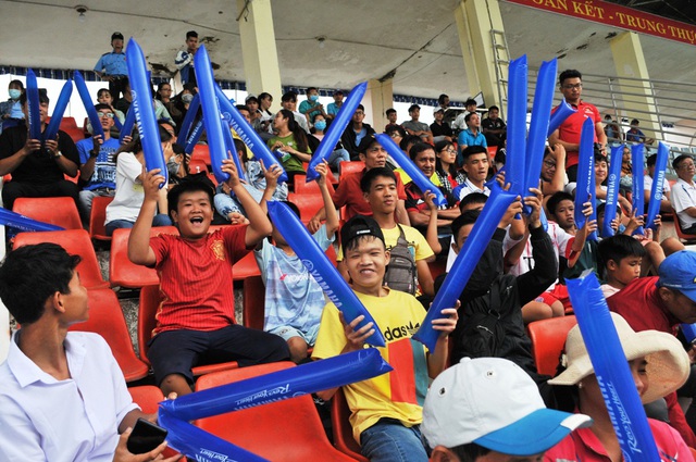 Lộ diện đội bóng đầu tiên vào chung kết giải U13 Yamaha Cup 2019 - 2 Lộ diện đội bóng đầu tiên vào chung kết giải U13 Yamaha Cup 2019 - 2