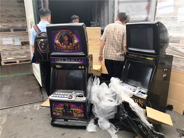 Sẽ khởi tố doanh nghiệp nhập máy đánh bạc nhưng khai bàn làm việc - 1 Sẽ khởi tố doanh nghiệp nhập máy đánh bạc nhưng khai bàn làm việc - 1