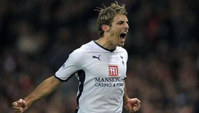 Bốn danh thủ thi đấu cho Arsenal v&agrave; Tottenham tại Premier League - 2