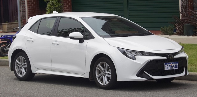 Toyota Altis thế hệ mới tại Thái Lan giá tương đương từ 530 triệu đồng - 4 Toyota Altis thế hệ mới tại Thái Lan giá tương đương từ 530 triệu đồng - 4