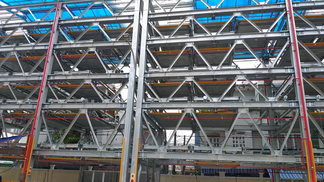 Cận cảnh bãi đỗ xe thông minh công cộng đầu tiên tại Đà Nẵng - 2 Cận cảnh bãi đỗ xe thông minh công cộng đầu tiên tại Đà Nẵng - 2