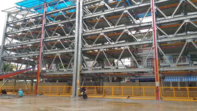 Cận cảnh bãi đỗ xe thông minh công cộng đầu tiên tại Đà Nẵng - 1 Cận cảnh bãi đỗ xe thông minh công cộng đầu tiên tại Đà Nẵng - 1