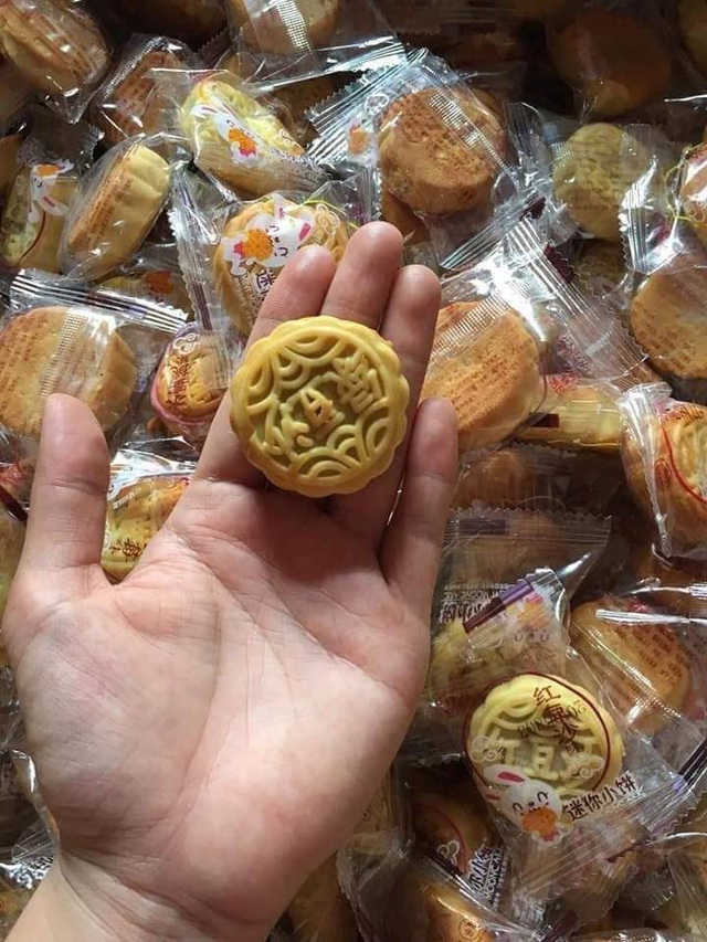 Bánh trung thu nội địa Trung Quốc 2.000 đồng/cái, đến mùa lại ngập tràn mạng xã hội - 5 Bánh trung thu nội địa Trung Quốc 2.000 đồng/cái, đến mùa lại ngập tràn mạng xã hội - 5