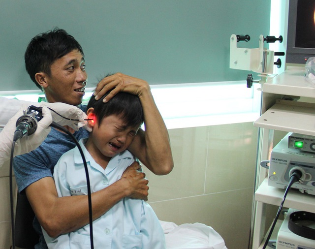 Pin đồ chơi điện tử “sát thủ” đối với trẻ nhỏ - 1 Pin đồ chơi điện tử “sát thủ” đối với trẻ nhỏ - 1