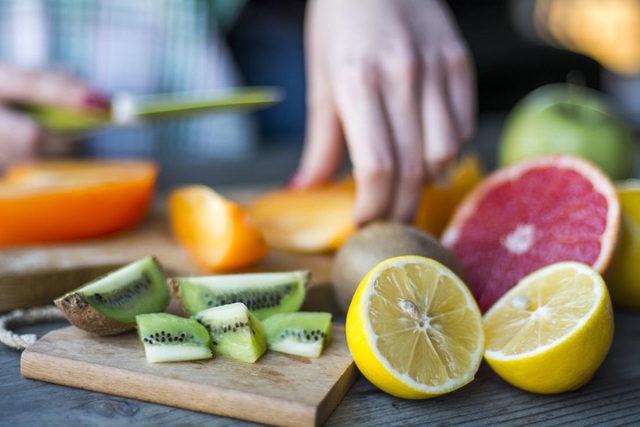 Điều gì xảy ra khi dùng quá nhiều vitamin C? - 1 Điều gì xảy ra khi dùng quá nhiều vitamin C? - 1
