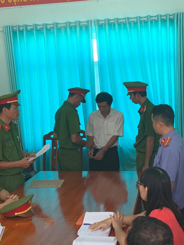 Bắt Phó chủ tịch UBND TP Phan Thiết vì sai phạm liên quan đến đất đai - 4 Bắt Phó chủ tịch UBND TP Phan Thiết vì sai phạm liên quan đến đất đai - 4