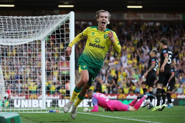 Norwich 3-2 Man City: Cú sốc lớn cho nhà đương kim vô địch - 1 Norwich 3-2 Man City: Cú sốc lớn cho nhà đương kim vô địch - 1