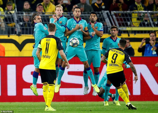 Reus đá hỏng phạt đền, Barcelona may mắn cầm hòa Dortmund - 11 Reus đá hỏng phạt đền, Barcelona may mắn cầm hòa Dortmund - 11