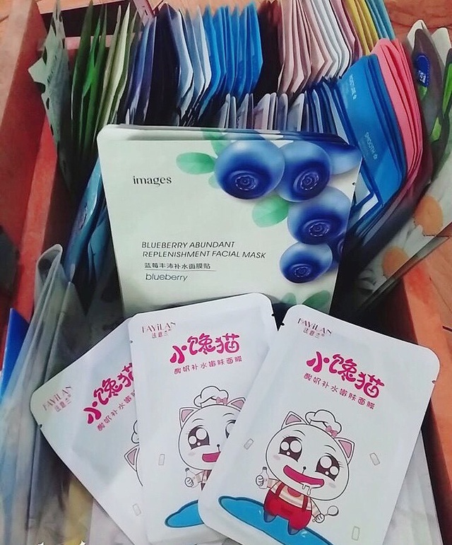 Mặt nạ l&agrave;m đẹp Trung Quốc, si&ecirc;u rẻ 1.000 đồng coi chừng l&atilde;nh đủ - 1