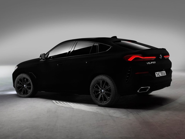 BMW X6 Vantablack - Chiếc X6 “đen nhất thế giới - 8 BMW X6 Vantablack - Chiếc X6 “đen nhất thế giới - 8