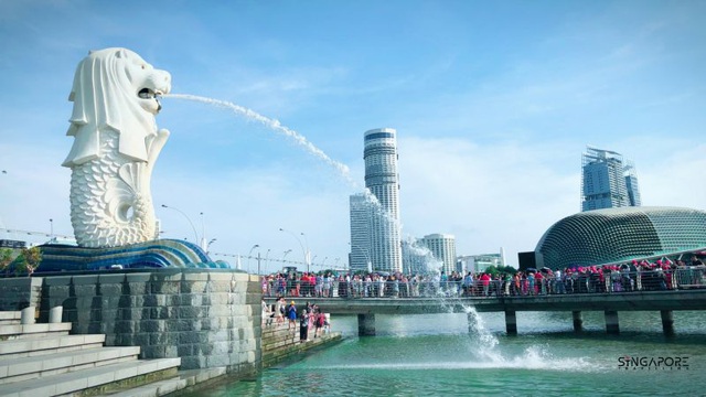 Hé lộ những điều bí mật ít biết về tượng sư tử biển nổi tiếng Singapore - 1 Hé lộ những điều bí mật ít biết về tượng sư tử biển nổi tiếng Singapore - 1