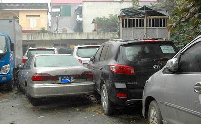 Camry giá 45 triệu đồng, khốn đốn ăn được món hời ô tô công thanh lý - 2 Camry giá 45 triệu đồng, khốn đốn ăn được món hời ô tô công thanh lý - 2