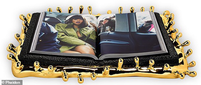 Sách ảnh 2,5 tỷ đồng của Rihanna bán hết trong “một nốt nhạc” - 5
