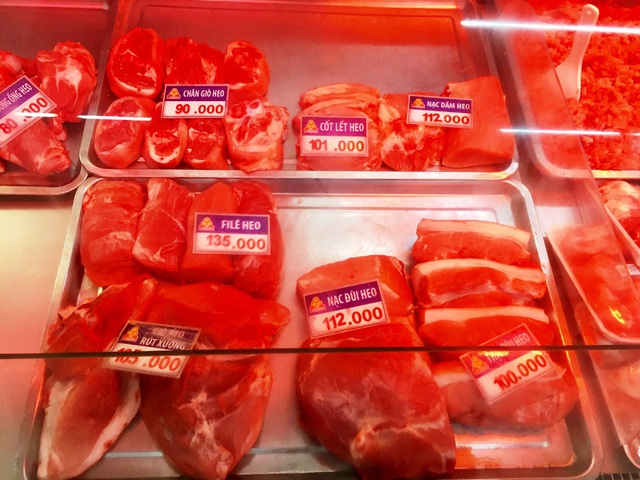 Người mua hết hồn vì giá thịt heo tăng kỷ lục  - 2