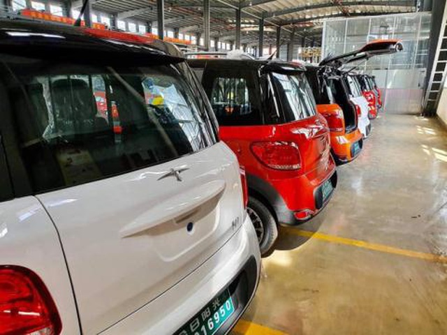 Ô tô điện mini bán cực chạy ở Thái Lan: Về Việt Nam chỉ hơn 100 triệu đồng - 3 Ô tô điện mini bán cực chạy ở Thái Lan: Về Việt Nam chỉ hơn 100 triệu đồng - 3