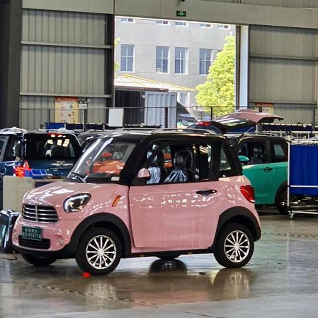 Ô tô điện mini bán cực chạy ở Thái Lan: Về Việt Nam chỉ hơn 100 triệu đồng - 1 Ô tô điện mini bán cực chạy ở Thái Lan: Về Việt Nam chỉ hơn 100 triệu đồng - 1
