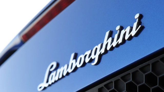 Volksawagen bác bỏ tin đồn bán thương hiệu Lamborghini  - 1